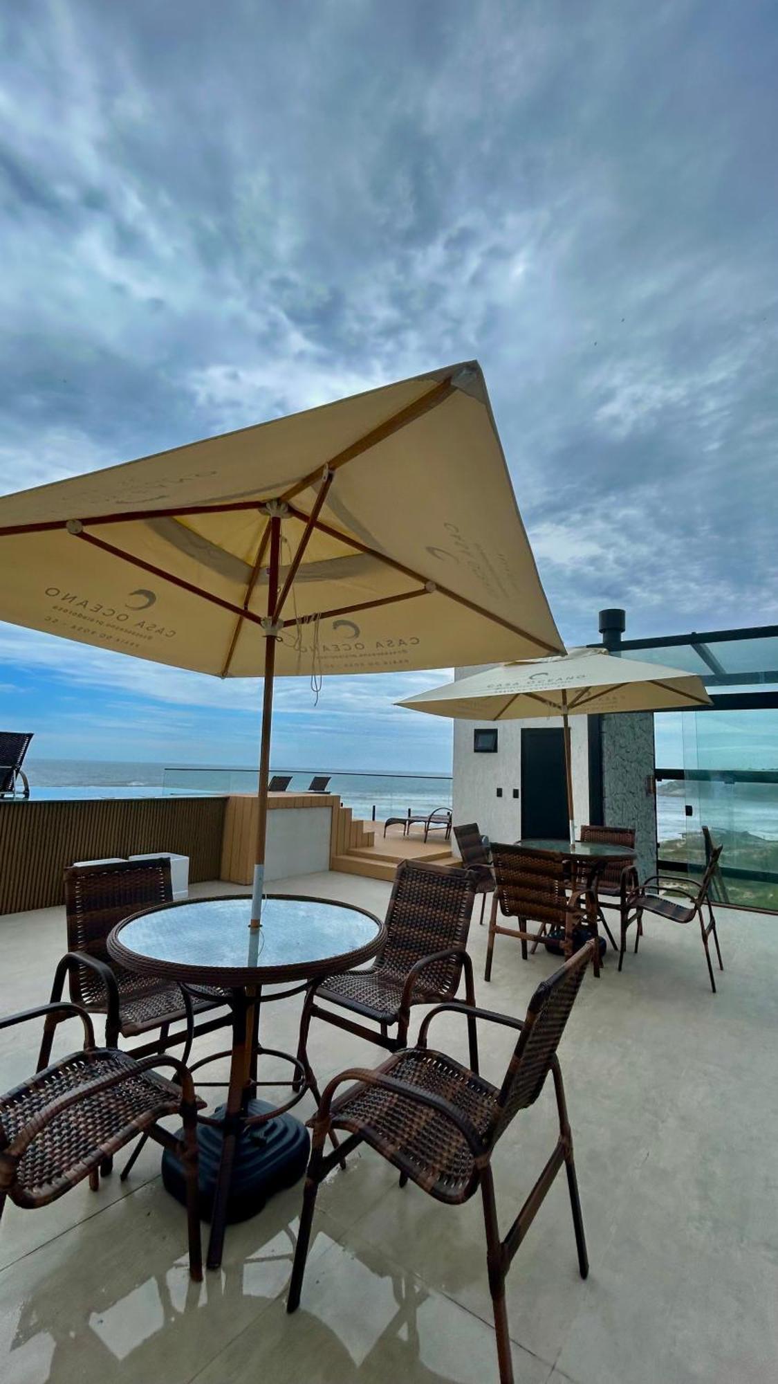 Casa Oceano Praia Do Rosa, Apartamentos Pe Na Areia, Прайя-ду-Роза Екстериор снимка